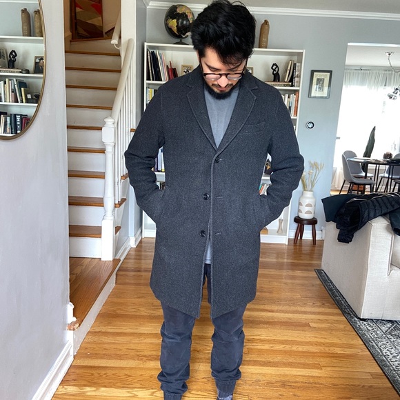 Italian Made Wool Grey Gap Men’s Overcoat - Picture 1 of 5